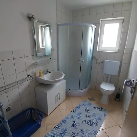 Dorotea Apartment Njivice